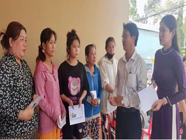 Tấm gương điển hình về Dân Vận Khéo 
